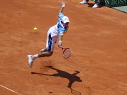 Carlos Berlocq aprovecho los 32 grados de temperatura en Buenos Aires para ganar al alemán. EFE /
