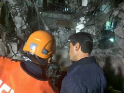 Imagen de Peña nieto en la zona del desastre. NTX /