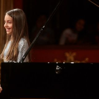 Daniela Liebman complace en el Degollado