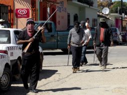 Los grupos de autodefensa de Ayutla de los Libres retuvieron el pasado 12 de enero a los hoy liberados. ARCHIVO /