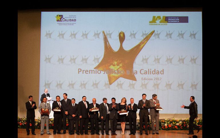 También se entregaron galardones a varias organizaciones ya premiadas en años anteriores.  /