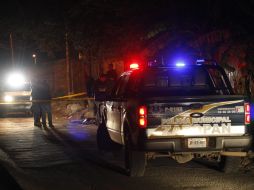 Policía de Zapopan acudió al lugar tras la llamada de los vecinos.  /