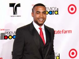 El cantante asegura que no ha recibido un contrato por parte de la compañía. ARCHIVO /