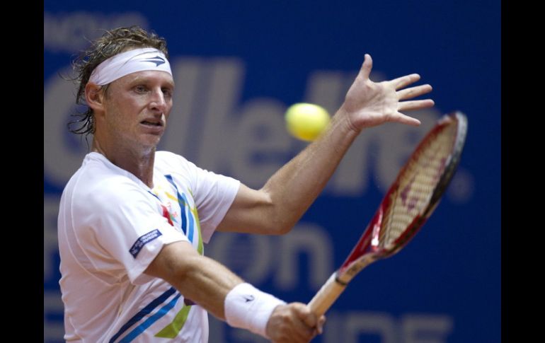 David Nalbandian vence al chileno Jorge Aguilar por 7-5, 5-7 y 6-3. EFE /