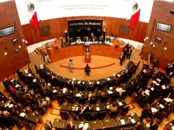 Se aprobó que la nueva comisión prevea cabildear para que se considere otorgar visas humanitarias para facilitar la unidad familiar. ARCHIVO /