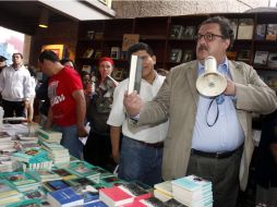 Jorge F. Hernández se encuentra preparando un libro de cuentos, titulado ''Faltas de asistencia''.  /