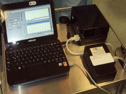 Equipo de medición, espectrofluorómetro desarrollado. ID  /