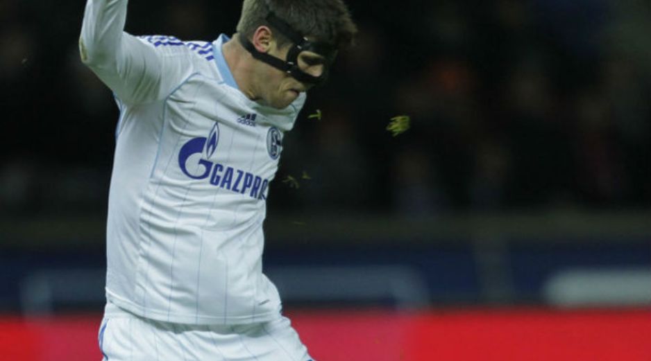 El delantero holandés Klaas-Jan Huntelaar recibió el alta médica. ARCHIVO /