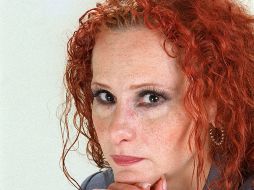 Con 41 años de carrera profesional, ''la mujer que nació para cantar'' afirma disfrutar de la vida. ARCHIVO /