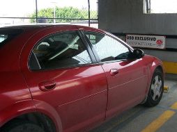 En Zapopan existen 81 estacionamientos públicos con 26 mil 974 cajones, de los cuales 772 son exclusivos para personas de tercera edad. ARCHIVO /