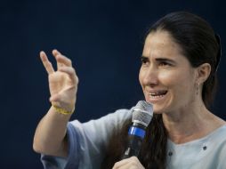 La disidente cubana Yoani Sánchez participa en un debate sobre libertad de expresión, en la ciudad de Sao Paulo, Brasil. EFE /