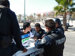 Los cuerpos de seguridad en querétaro han reprimido los pleitos hasta el momento.  /