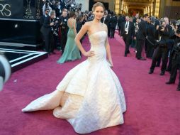 Elegancia. Jennifer Lawrence, ganadora del ''mejor vestido'' en la página oficial de los Oscar. AFP /