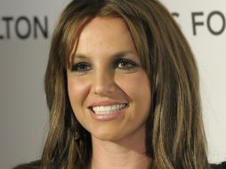 La intérprete presumió nuevo tono en su cabellera. AP /