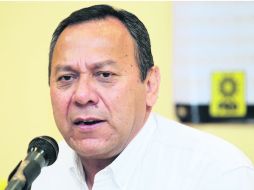 Aunque aplaudió la detención de ''La Maestra'', el presidente nacional del PRD, Jesús Zambrano, afirma que llega tarde. EL INFORMADOR /