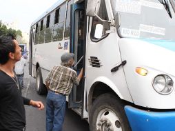 El número de la SVyT para reportar anomalías en el cobro del pasaje del transporte público es 3819 2400, extensión 17024. ARCHIVO /