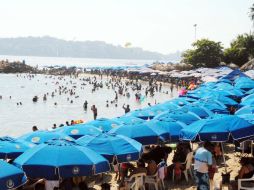 Entre cuatro mil y seis mil turistas ingleses visitan el puerto cada año. ARCHIVO /