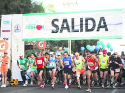 Con la cooperación de los participantes se recabaron fondos para ayudar a personas con cáncer. EL INFORMADOR /