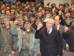 Activistas conservadores surcoreanos piden el desarrollo de un programa de defensa nuclear contra la amenaza norcoreana. EFE /