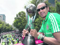 Va por la tercera. Raúl Gutiérrez dirigió la segunda conquista del Tri en Sub-17. MEXSPORT /