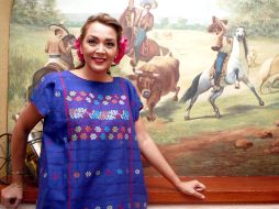 Hasta el momento no ha tenido la oportunidad de mostrarle el disco a Juan Gabriel. ARCHIVO /