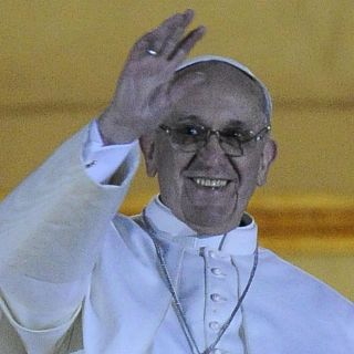 Twitter suspende cuenta del ''Papa''