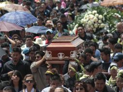 Actualmente hay 17 fallecidos mientras que 80 personas permanecen hospitalizadas. AP /