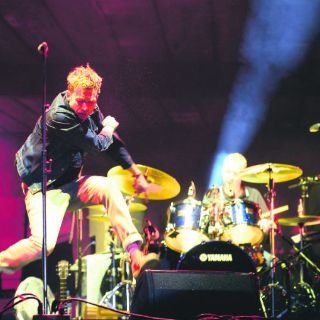 El britpop y la cumbia conviven en un Vive Latino ecléctico