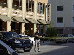 La Torre 1, donde se produjo el incidente, permanecerá cerrada mientras avanza la investigación de los hechos. EFE /