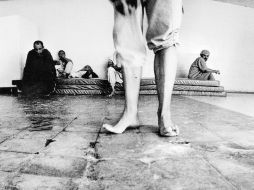 La fotografía de Rafael del Río, perteneciente a la serie Recinto Olvido, aparece en el primer número de la revista Fagia. R. DEL RÍO  /