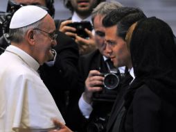 Enrique Peña Nieto se reúne con algunos jefes de Estado previo a la misa de inicio del Papa Francisco. EFE /