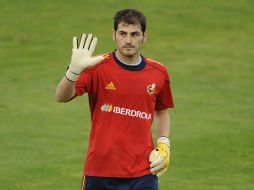 Iker Casillas es con 143 internacionalidades, el futbolista español que más veces ha defendido la camiseta de su selección. ARCHIVO /