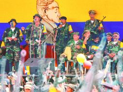 El ministro colombiano de defensa asegura que, en el último año y medio, las FARC han perdido a 35 de sus jefes. ARCHIVO /