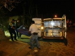 El cuerpo del presidente municipal presenta una lesión de arma de fuego en la sien. ARCHIVO /