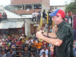 El candidato pide a los venzolanos que no crean las promesas de su opositor Nicolás Maduro. EFE /
