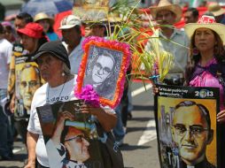El 24 de marzo de 1980, un francotirador asesinó a Romero, poco antes de estallar la guerra civil que se prolongó hasta 1992. AP /
