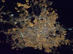 Hadfield hace énfasis en el valor cultural y la arquitectura histórica que se encuentra en la Perla Tapatía. ESPECIAL /