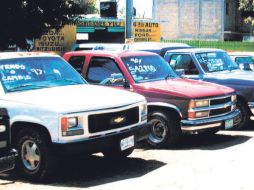 El Gobierno del Distrito Federal (GDF) emitió el acuerdo de diferimiento en el pago del impuesto sobre tenencia. ARCHIVO /