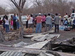Familias afectadas por los incendios forestales en San Luis Potosí son apoyadas con alimentos, agua y enseres domésticos. NTX /
