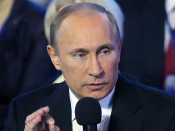 Putin propone reconvertir el propio FRP en un movimiento apolítico y celebrar su congreso constituyente los días 11 y 12 de junio. EFE /