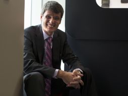 BlackBerry deberá enfocarse a los consumidores en general. En la imagen, Torsten Heins, director de la empresa. AP /