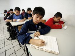 Con los paros que están llevando a cabo los maestros, se ven afectados 700 mil alumnos en Guerrero y 750 mil en Oaxaca. ARCHIVO /