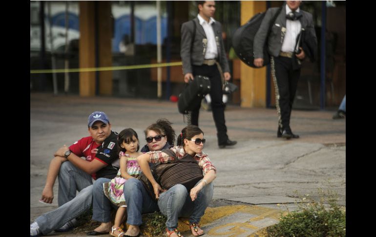 Familia escuchando la música de Rigo Tovar Jr. EL INFORMADOR /