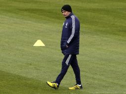 José Mourinho muestra por primera vez molestia por no ganar la liga en España. EFE /