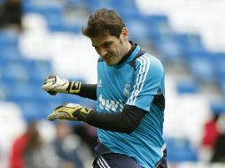 Casillas se fracturó a finales de enero, ya tiene el alta médica pero sigue como suplente. EFE /