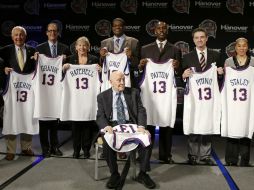 Ellos son algunos de los que serán honrados en el Salón de la Fama del basquetbol. AP /