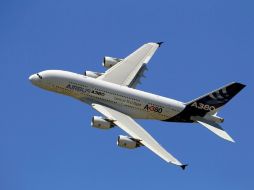 Las turbulencias son un riesgo que afecta especialmente a la navegación aérea. ARCHIVO /