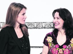 Verónica Murguía (derecha), recibió el premio, dotado con 45 mil 500 dólares, de manos de la princesa Letizia. NTX /