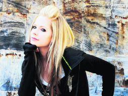 Ruda. Lavigne tuvo la colaboración de Marilyn Manson en un tema. ESPECIAL /