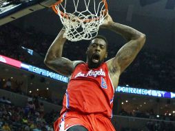Un espectacular tapón de DeAndre Jordan fue de lo más emocionante del encuentro. EFE /